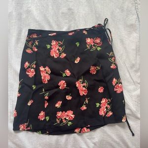 Reformation Floral Wrap Skirt Sz M